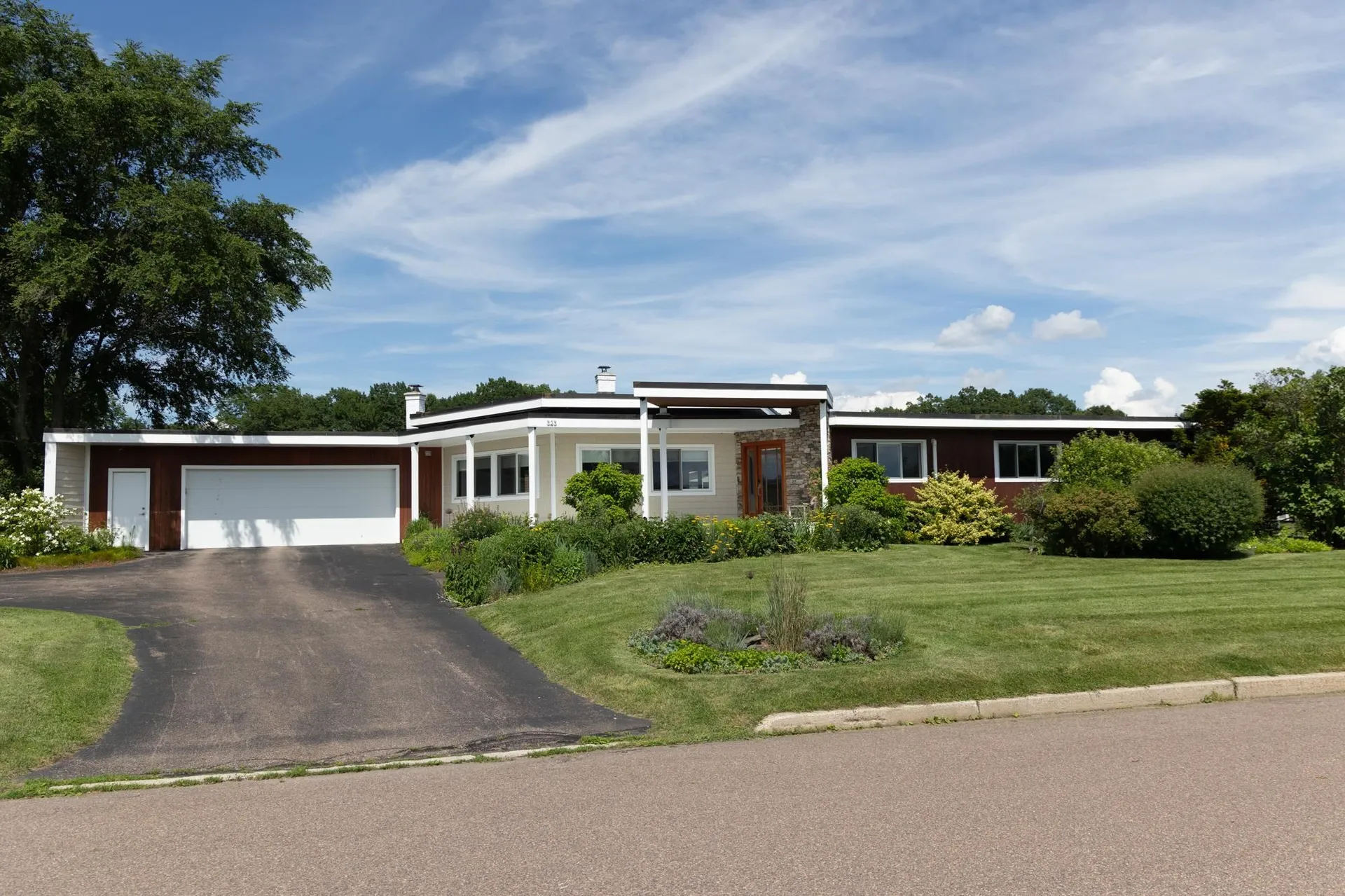 323 Buckingham Drive Colchester VT 05446