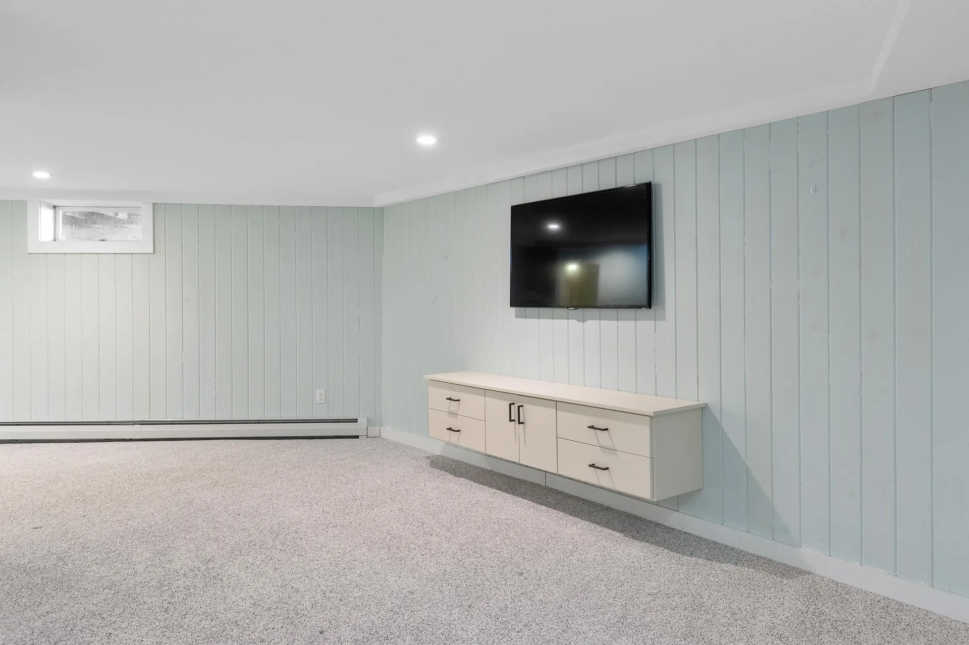 323 Buckingham Drive Colchester VT 05446