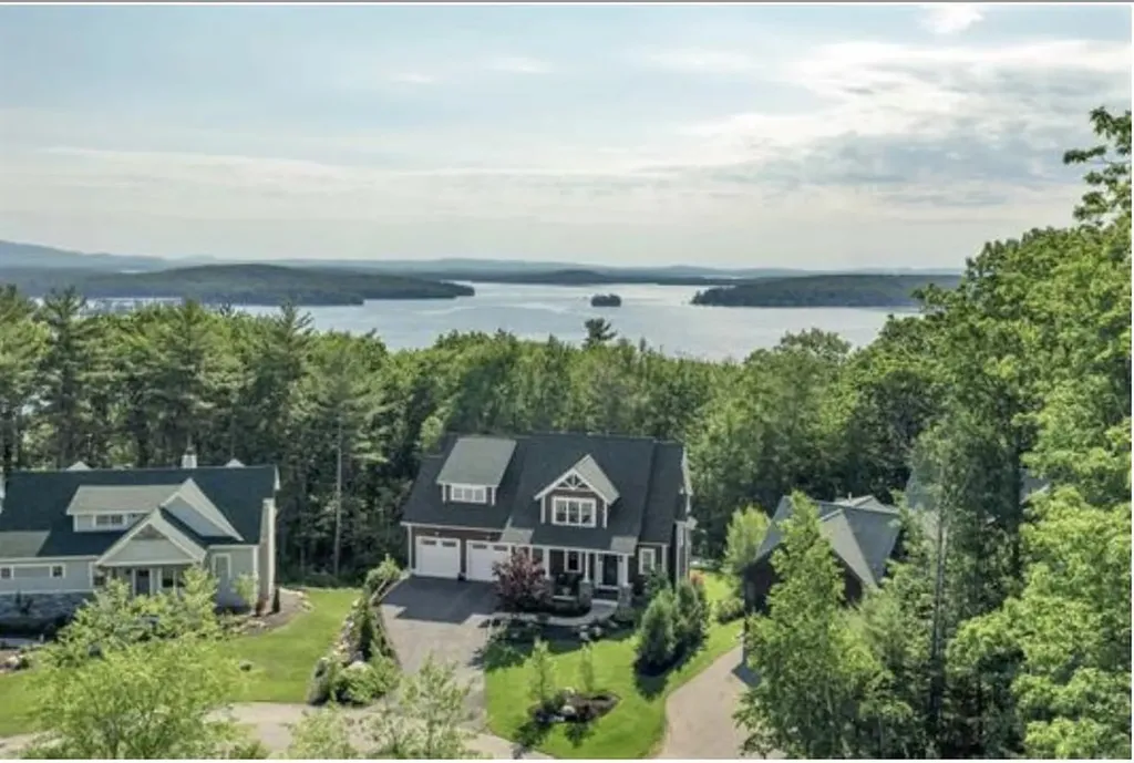 47 Yachtsmans Ridge Laconia NH 03246