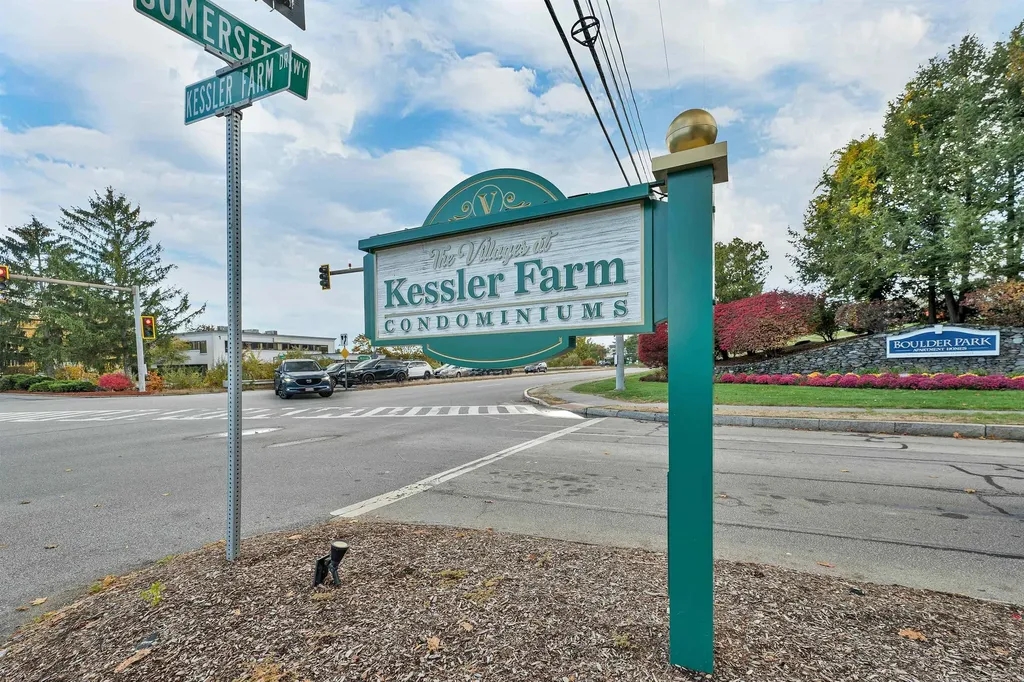 3 Albury Stone Circle Nashua NH 03063