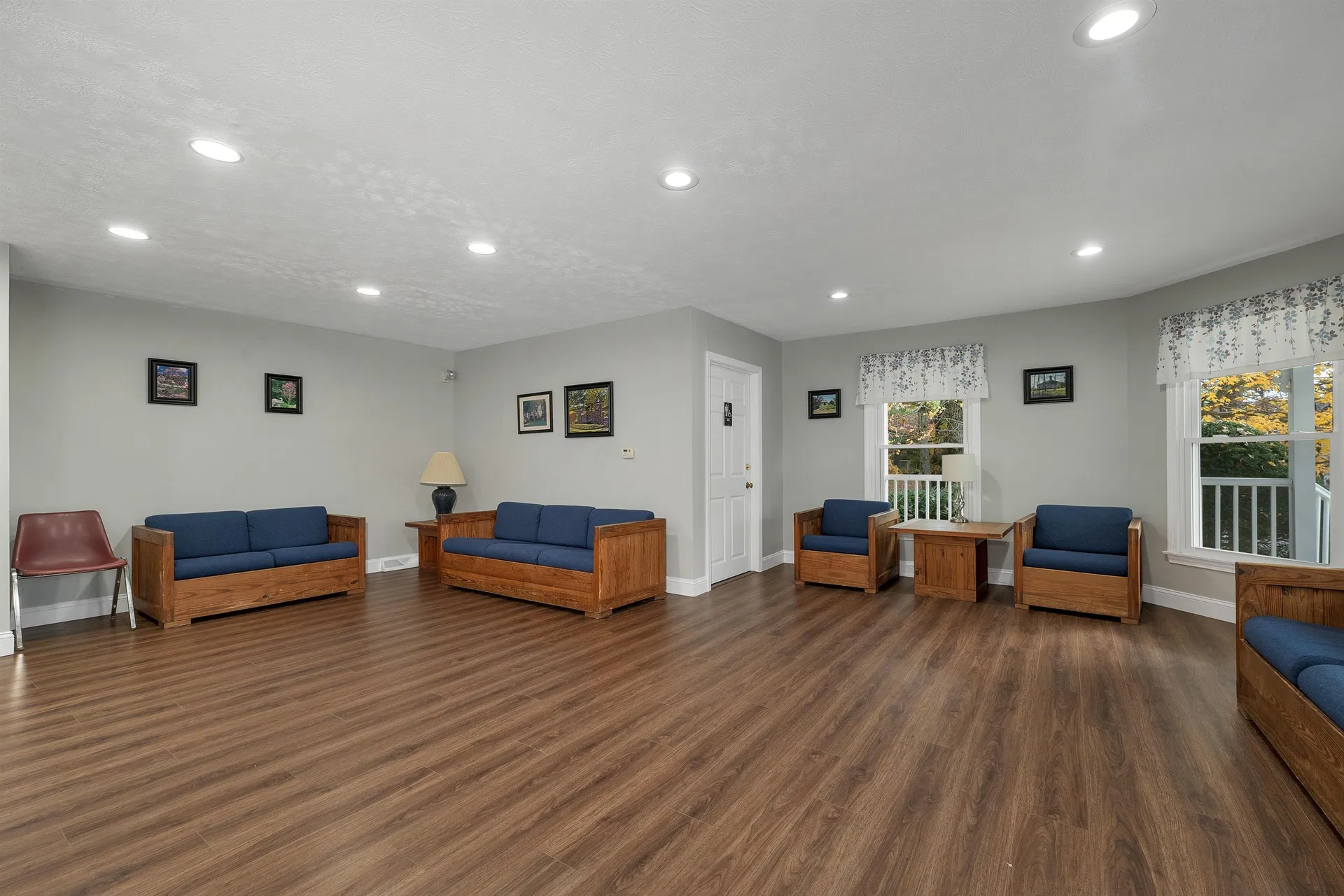 3 Albury Stone Circle Nashua NH 03063