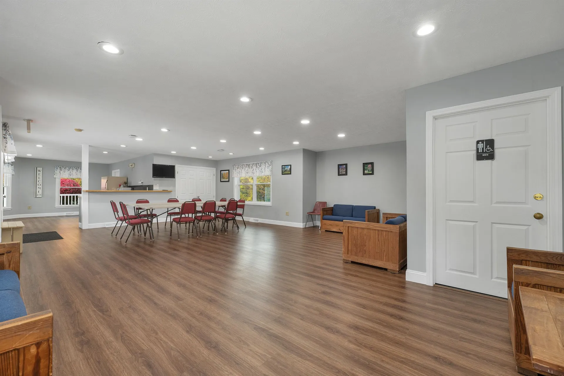 3 Albury Stone Circle Nashua NH 03063
