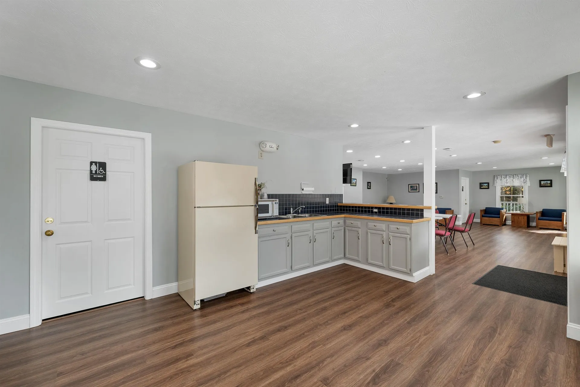3 Albury Stone Circle Nashua NH 03063