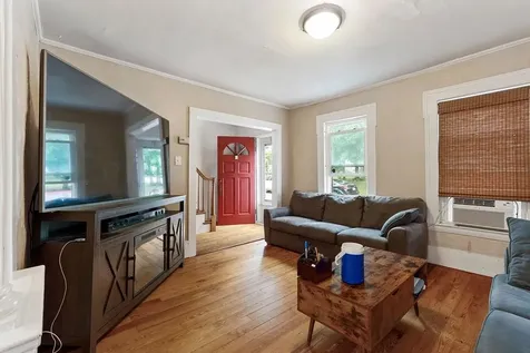 49 Mount Auburn Street Somersworth NH 03878
