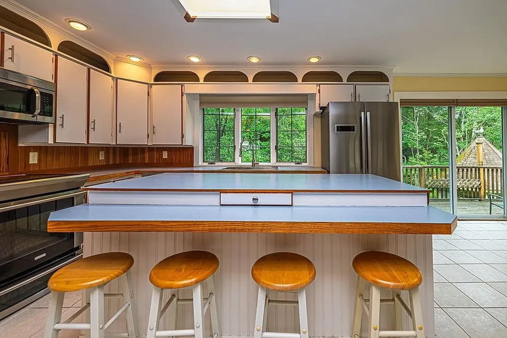 25 Frontier Street Rye NH 03870