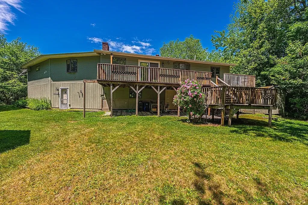 25 Frontier Street Rye NH 03870