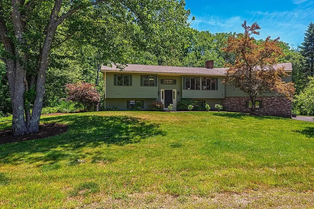 25 Frontier Street Rye NH 03870