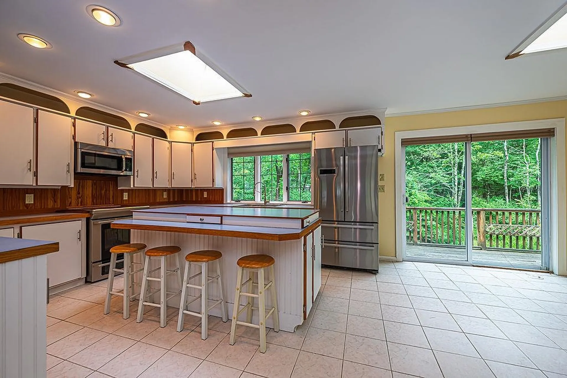 25 Frontier Street Rye NH 03870