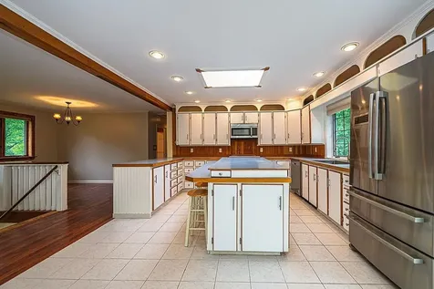 25 Frontier Street Rye NH 03870