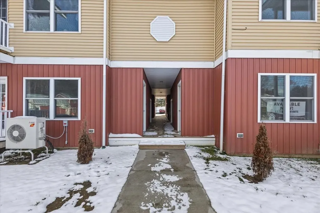 24-26 Jersey Way Morristown VT 05661