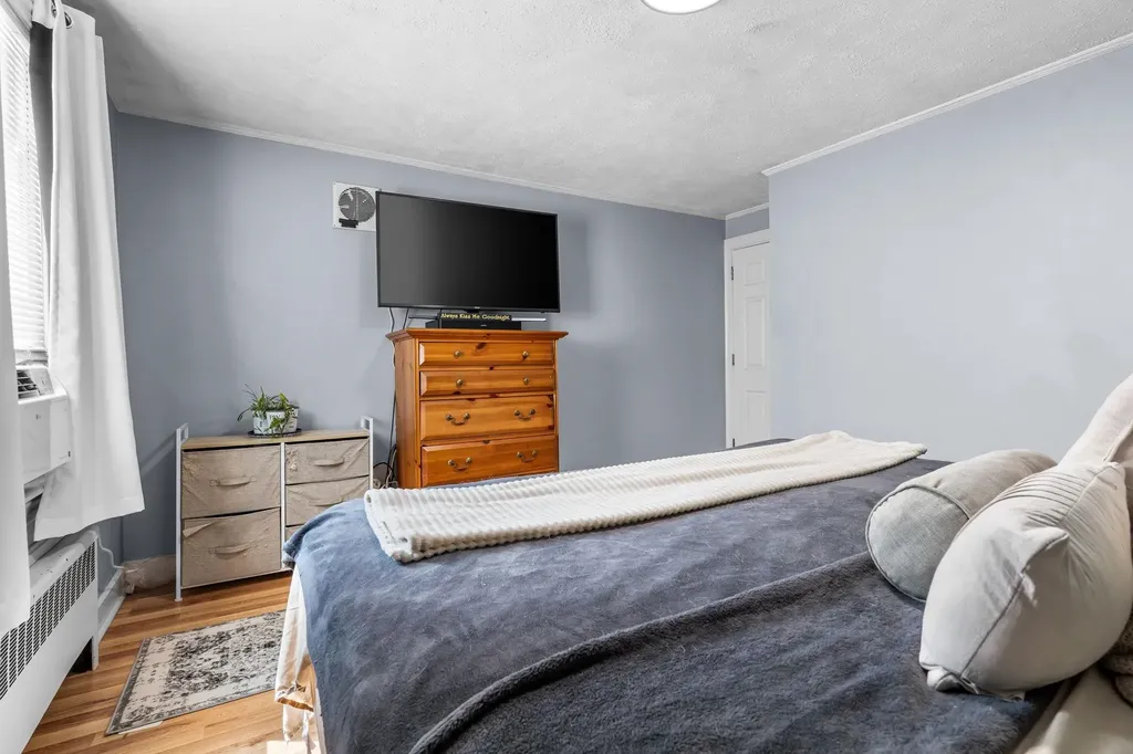 60 Crescent Street Laconia NH 03246