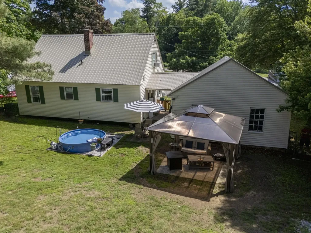 60 Crescent Street Laconia NH 03246