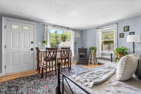 60 Crescent Street Laconia NH 03246