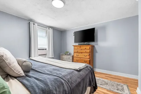 60 Crescent Street Laconia NH 03246
