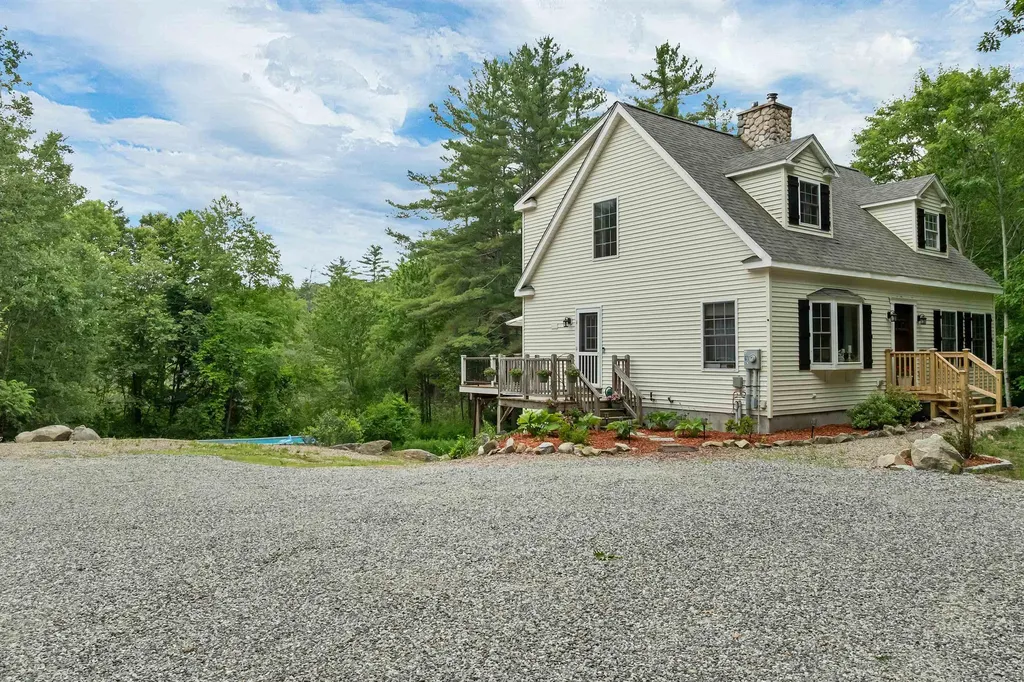 39 Beach Pond Road Wolfeboro NH 03894