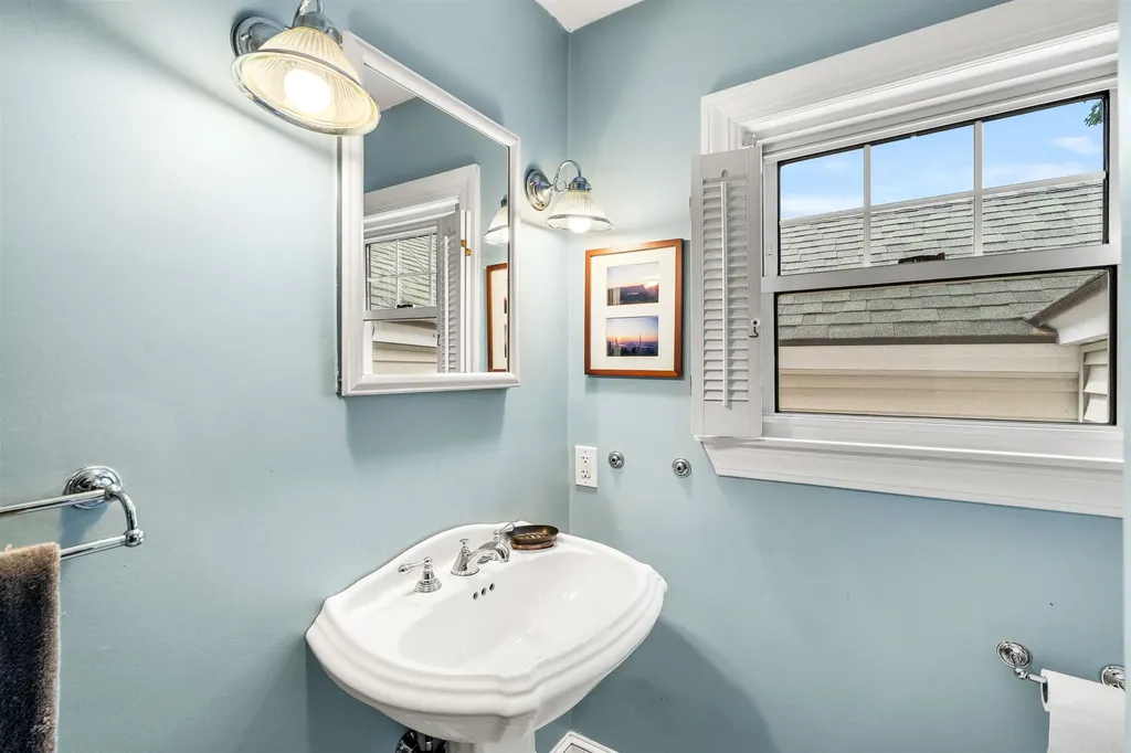 23 Mifflin Drive North Andover MA 01845