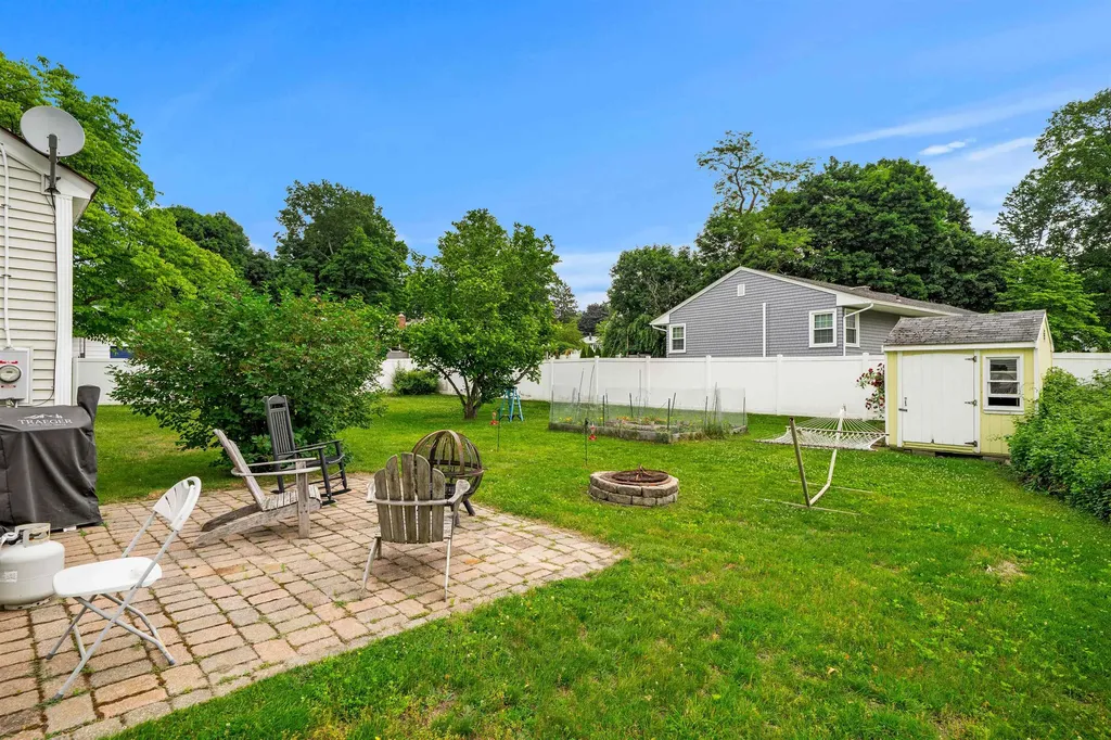 23 Mifflin Drive North Andover MA 01845