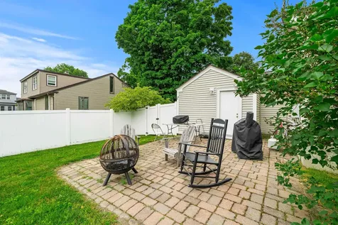 23 Mifflin Drive North Andover MA 01845