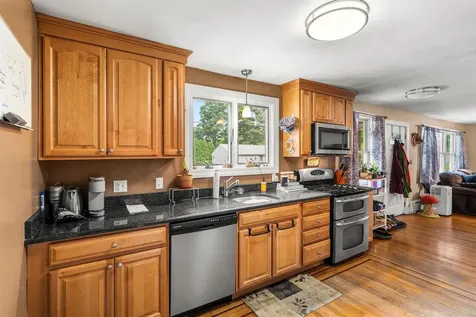 23 Mifflin Drive North Andover MA 01845
