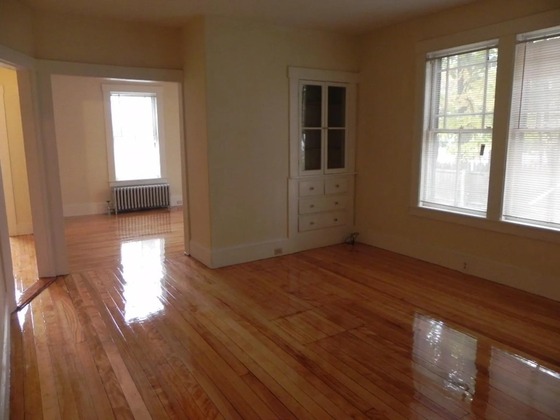 26 Manchester Street Nashua NH 03064