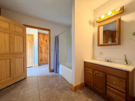 7 Haneys Way Bath NH 03740