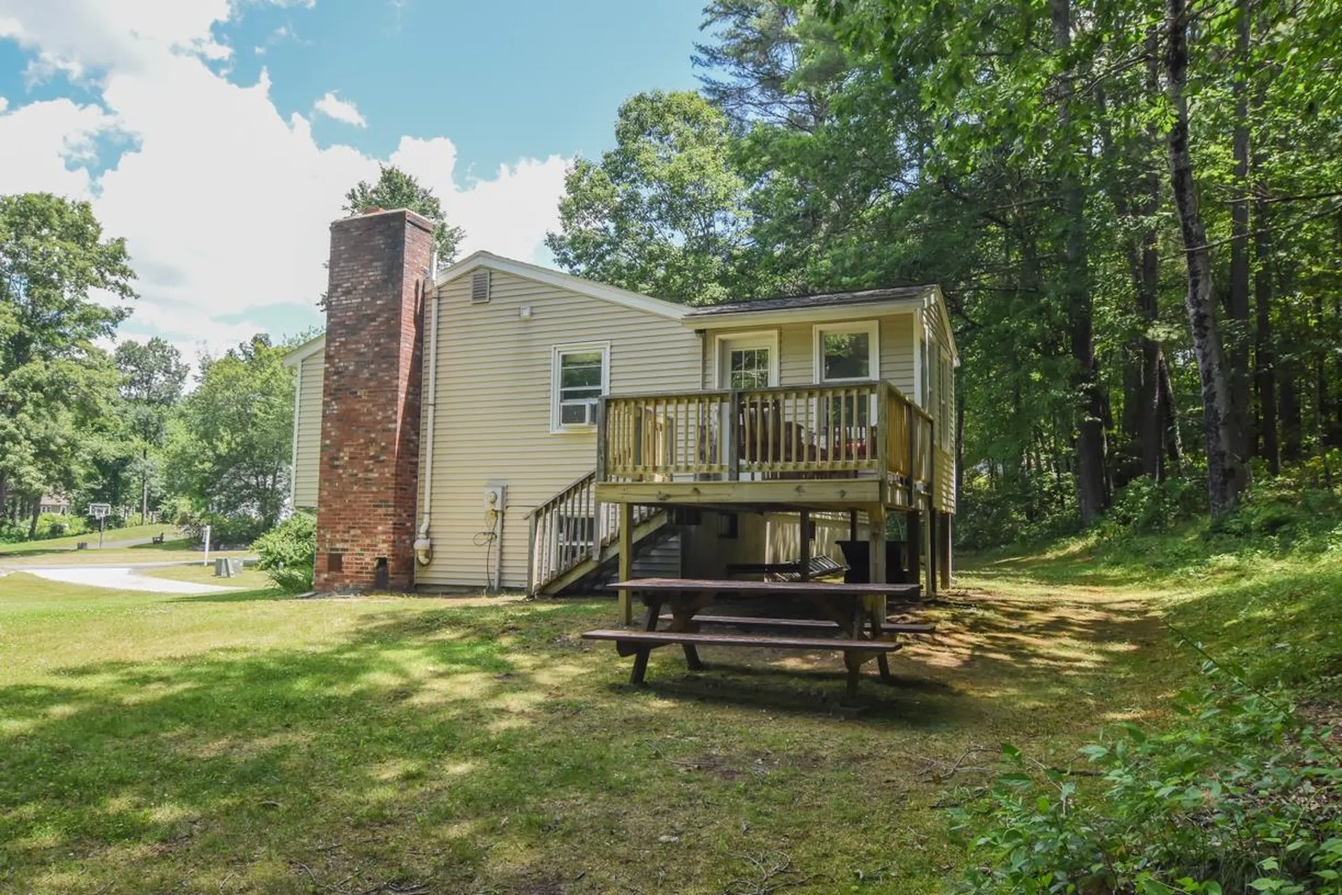 3 Greenleaf Street Merrimack NH 03054