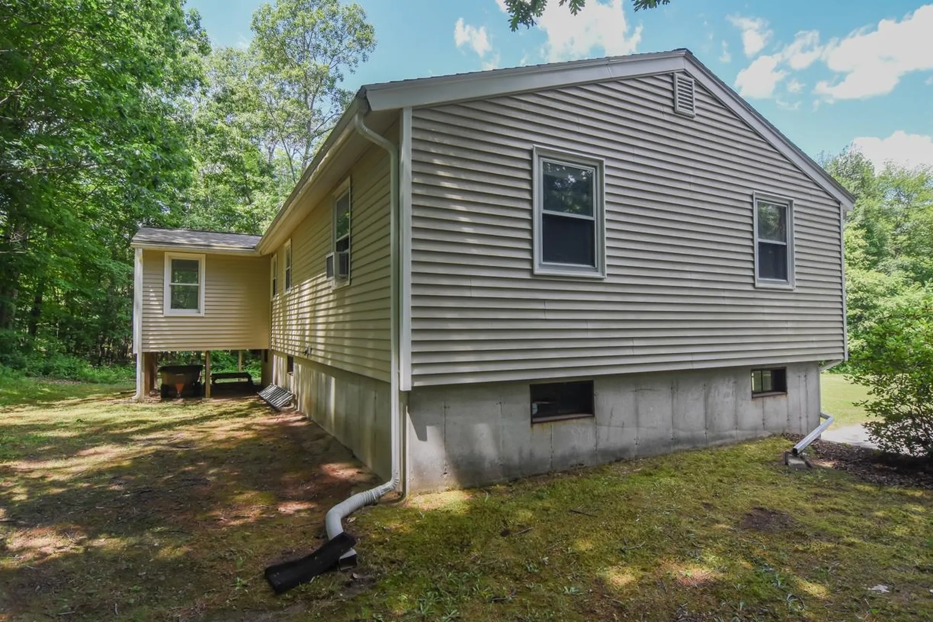 3 Greenleaf Street Merrimack NH 03054