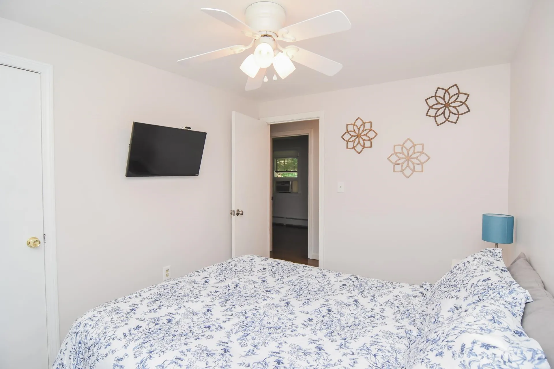 3 Greenleaf Street Merrimack NH 03054