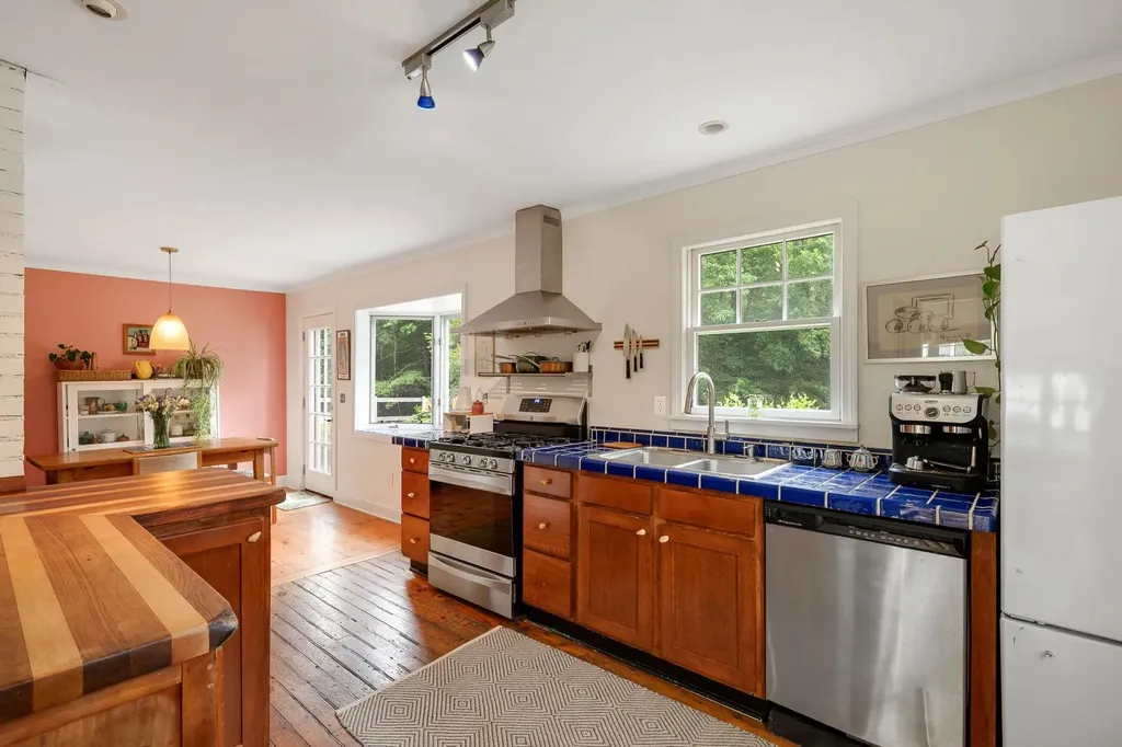 176 Brown's Court Richmond VT 05477
