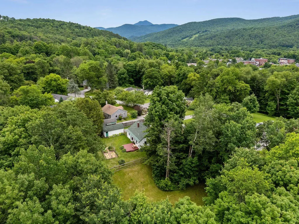 176 Brown's Court Richmond VT 05477