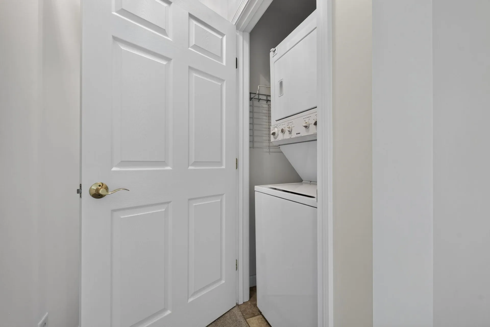 65 Fordway Ext Boulevard Derry NH 03038