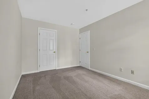 65 Fordway Ext Boulevard Derry NH 03038