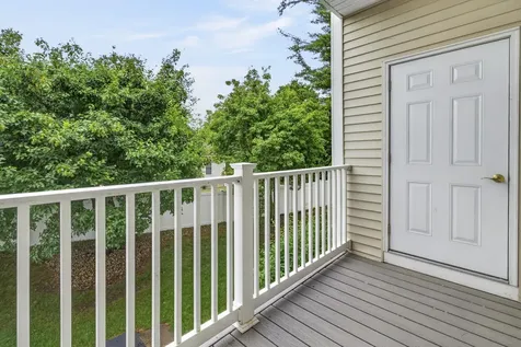 65 Fordway Ext Boulevard Derry NH 03038