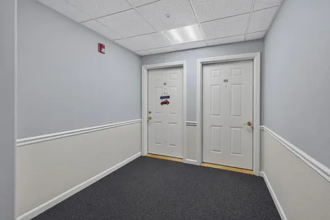 65 Fordway Ext Boulevard Derry NH 03038