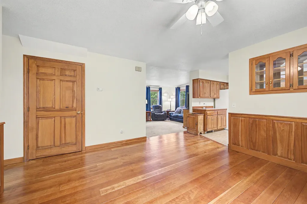 10 Twin Birch Lane Sunapee NH 03782