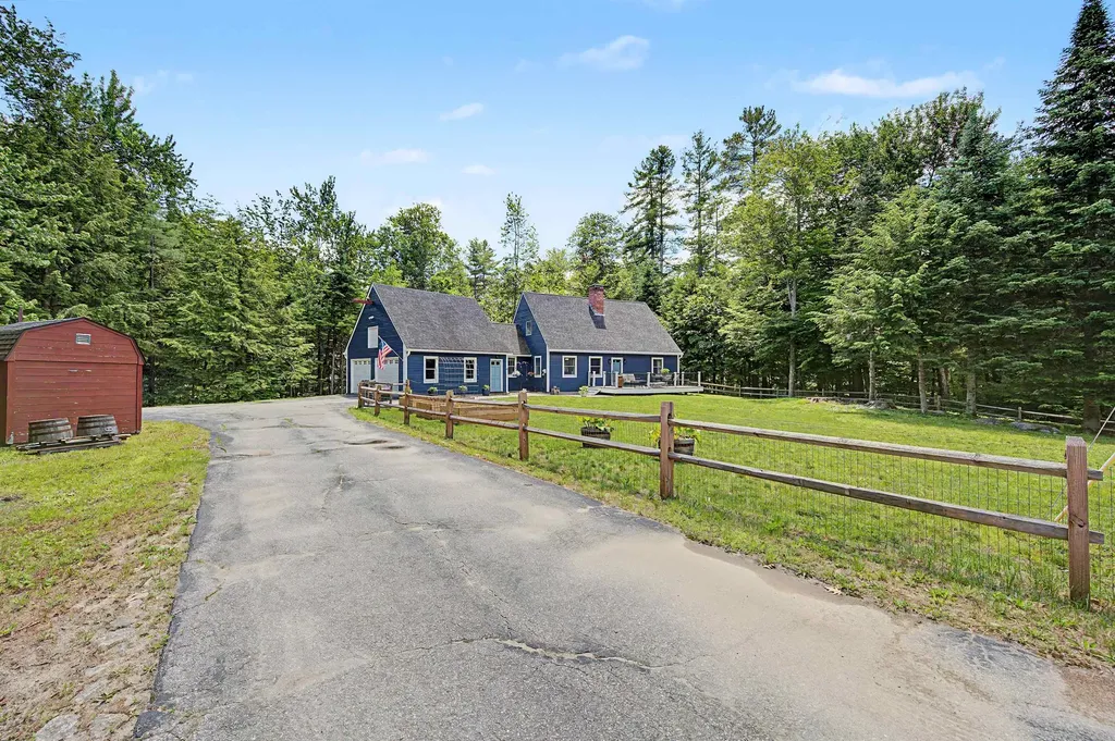 10 Twin Birch Lane Sunapee NH 03782