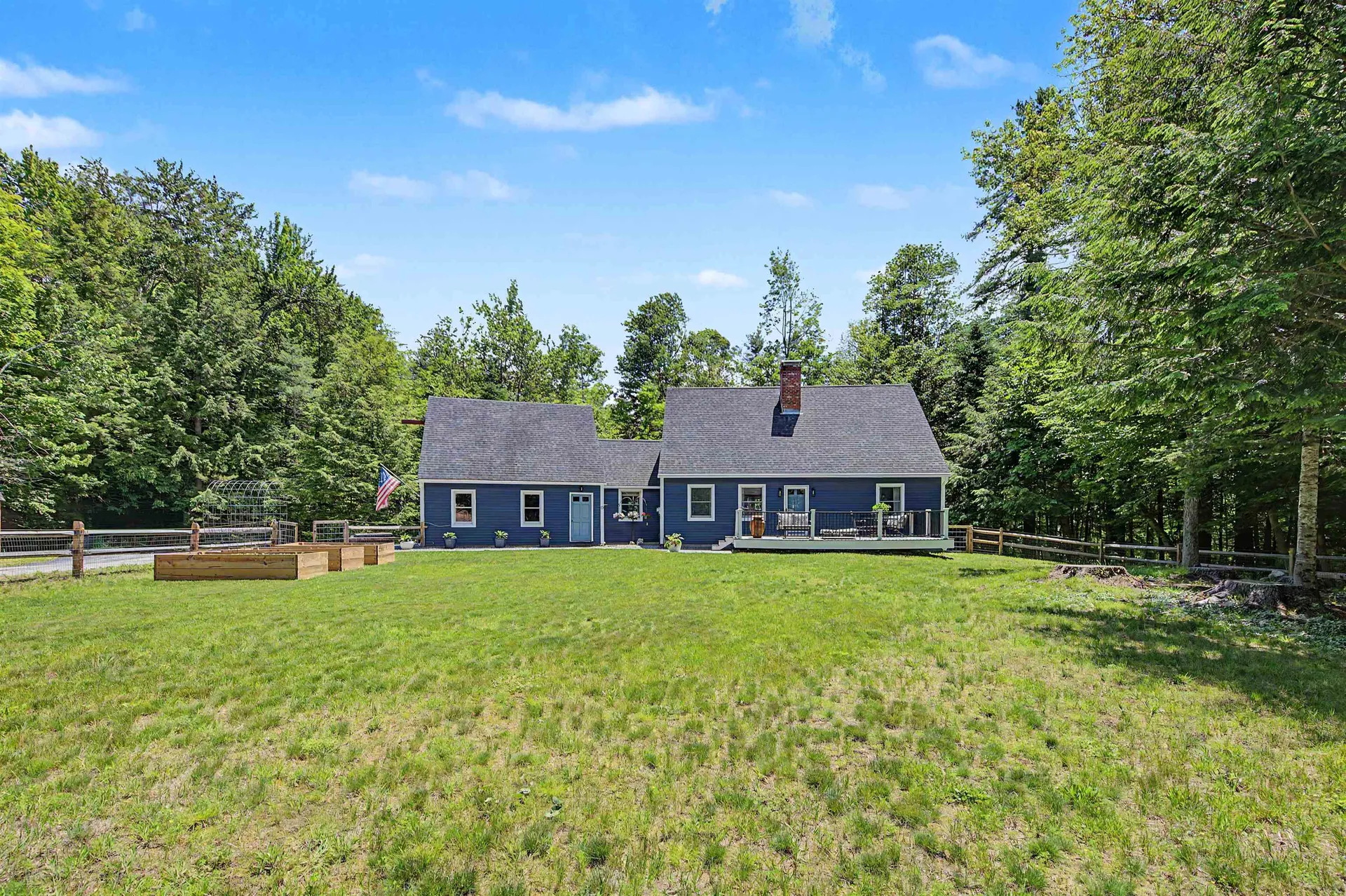 10 Twin Birch Lane Sunapee NH 03782