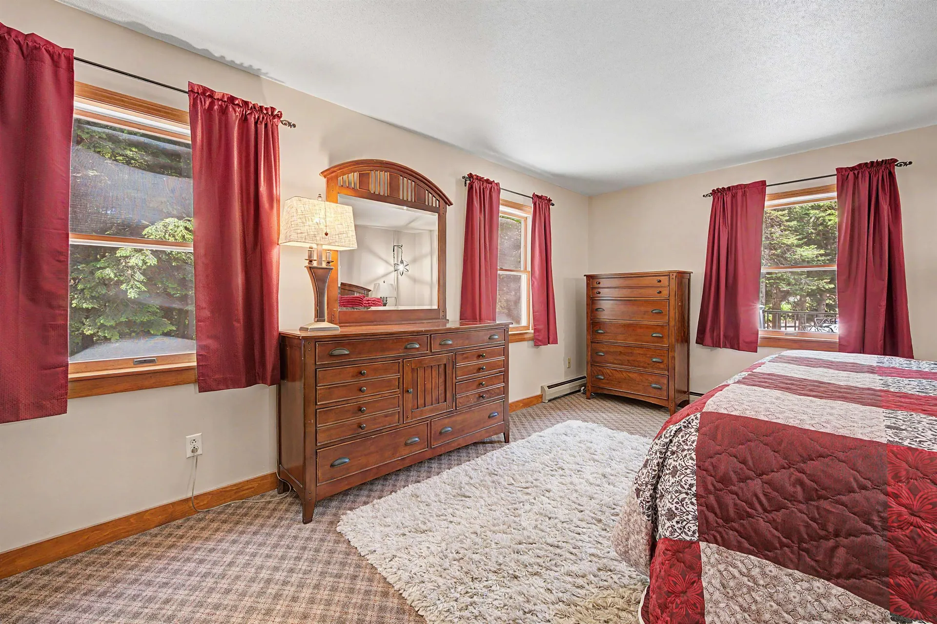 10 Twin Birch Lane Sunapee NH 03782