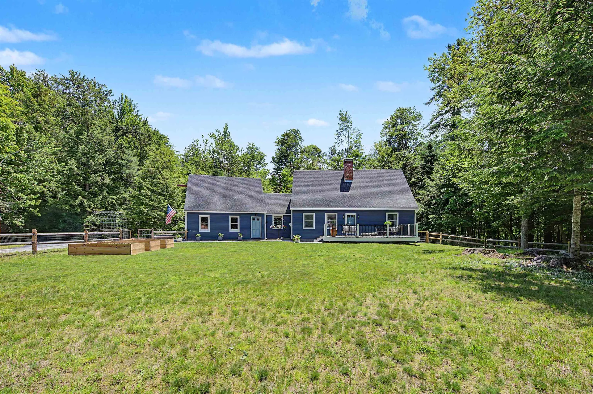 10 Twin Birch Lane Sunapee NH 03782