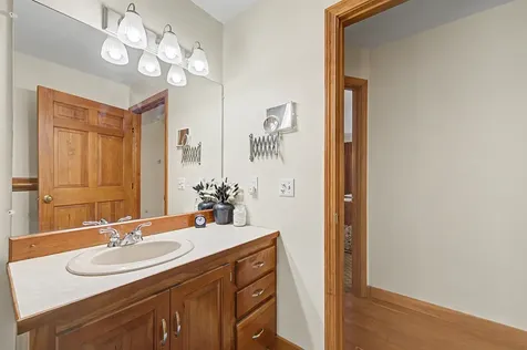 10 Twin Birch Lane Sunapee NH 03782