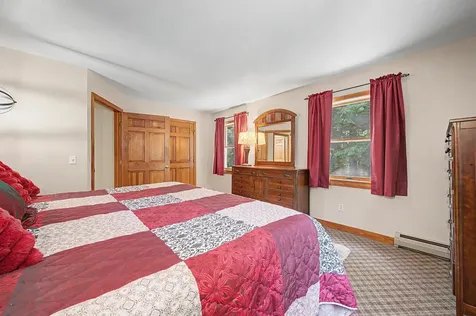 10 Twin Birch Lane Sunapee NH 03782