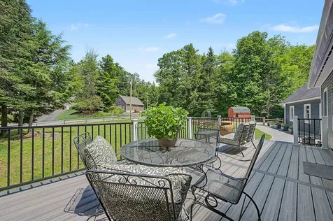 10 Twin Birch Lane Sunapee NH 03782