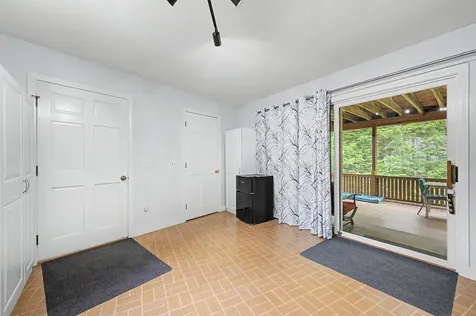 10 Twin Birch Lane Sunapee NH 03782