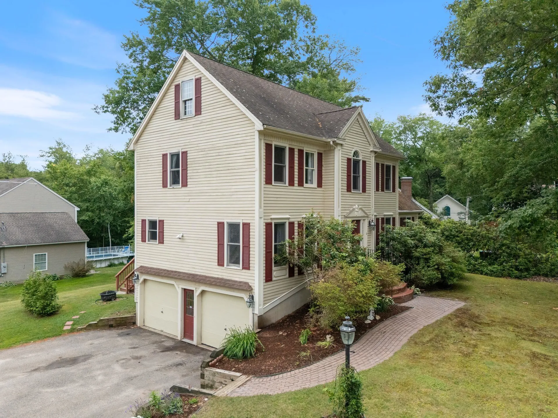 6 Dacotah Street Hampton NH 03842