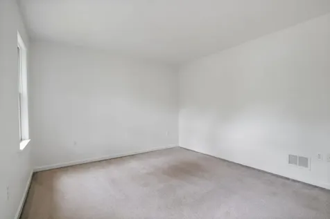 6 Dacotah Street Hampton NH 03842