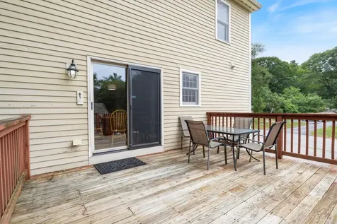 6 Dacotah Street Hampton NH 03842
