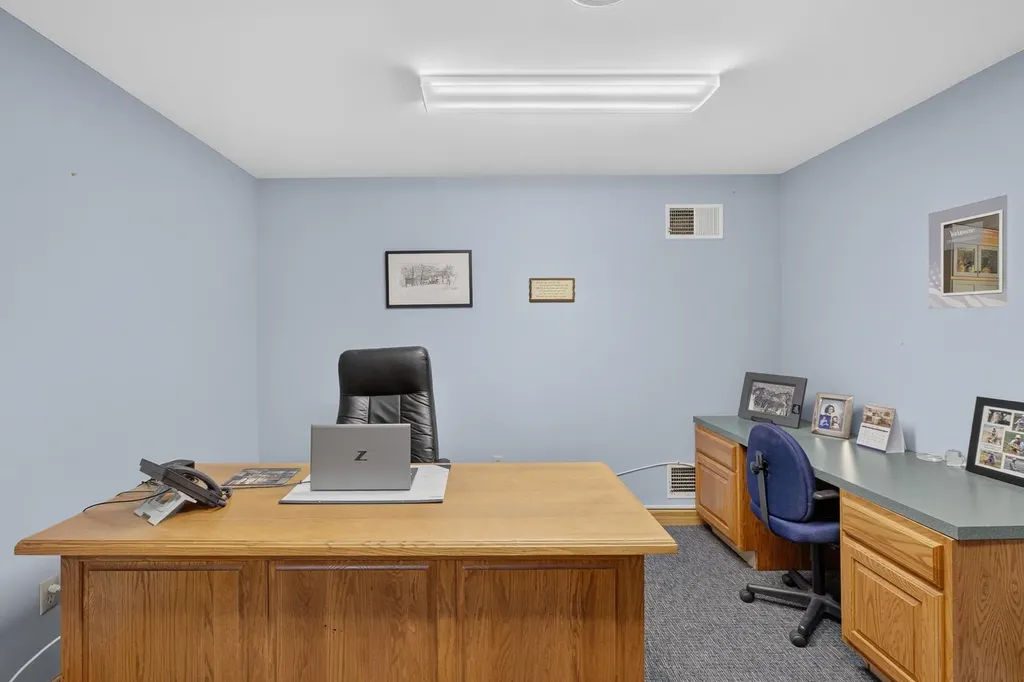 462 West Main Street Hillsborough NH 03244