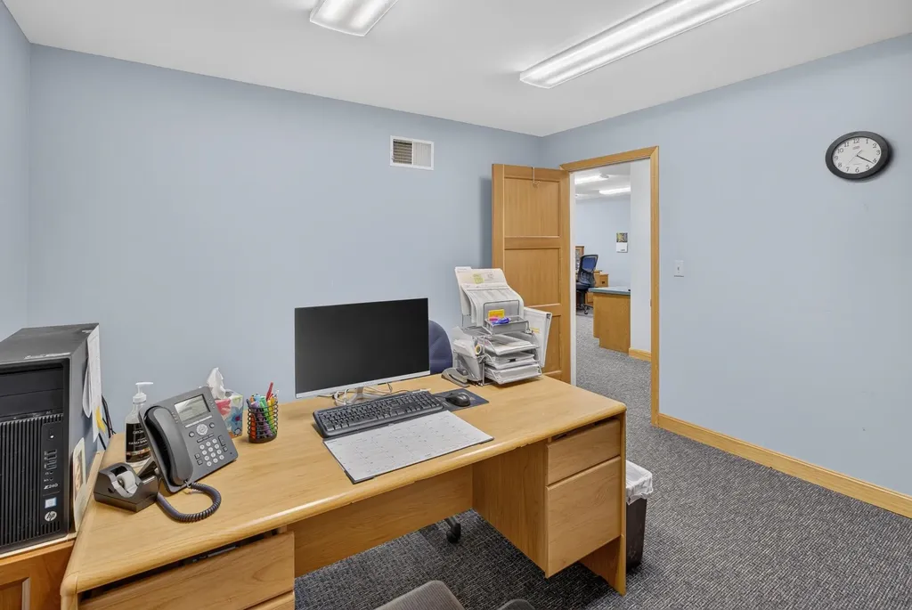 462 West Main Street Hillsborough NH 03244