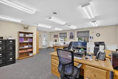 462 West Main Street Hillsborough NH 03244