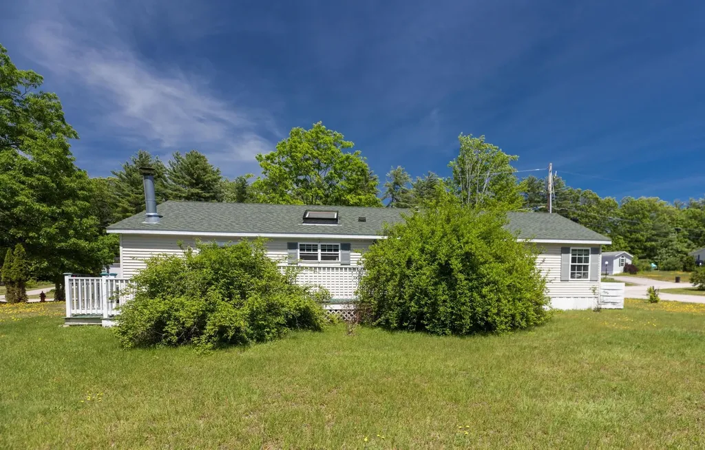 174 Spruce Drive Farmington NH 03836